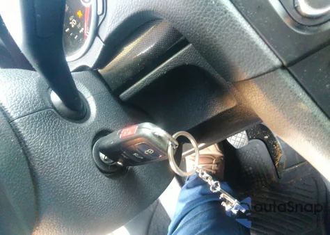 2014 Volkswagen Jetta Sportwagen 2.0L Tdi from USA, damaged, VIN 3VWML7AJ5EM622815